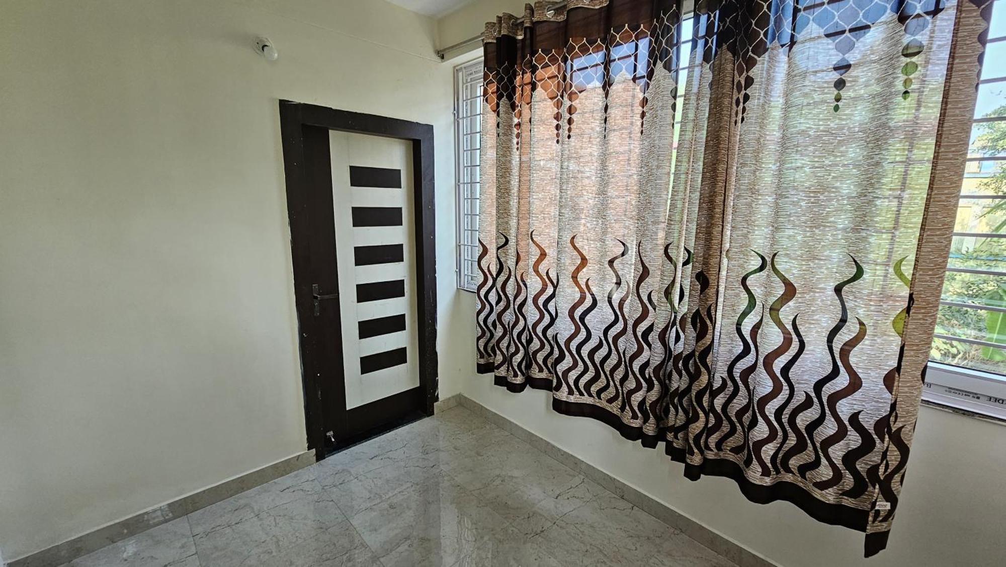 Vensa Homestay Puri Exterior photo